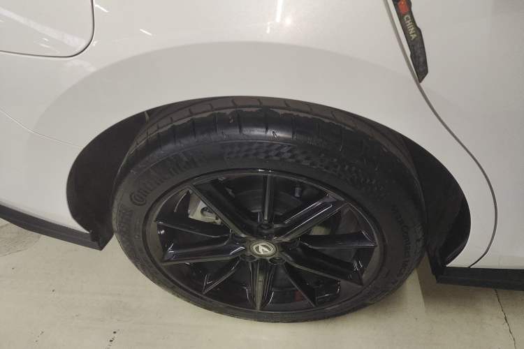 Used CHANGAN UNI-V iDD 2023 ZhiDian iDD 1.5T 113km Smart & Fun Version Exterior 5
