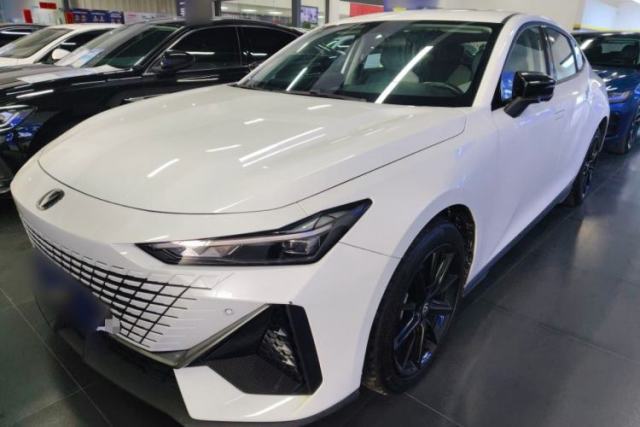 Used CHANGAN UNI-V iDD 2023 ZhiDian iDD 1.5T 113km Smart & Fun Version