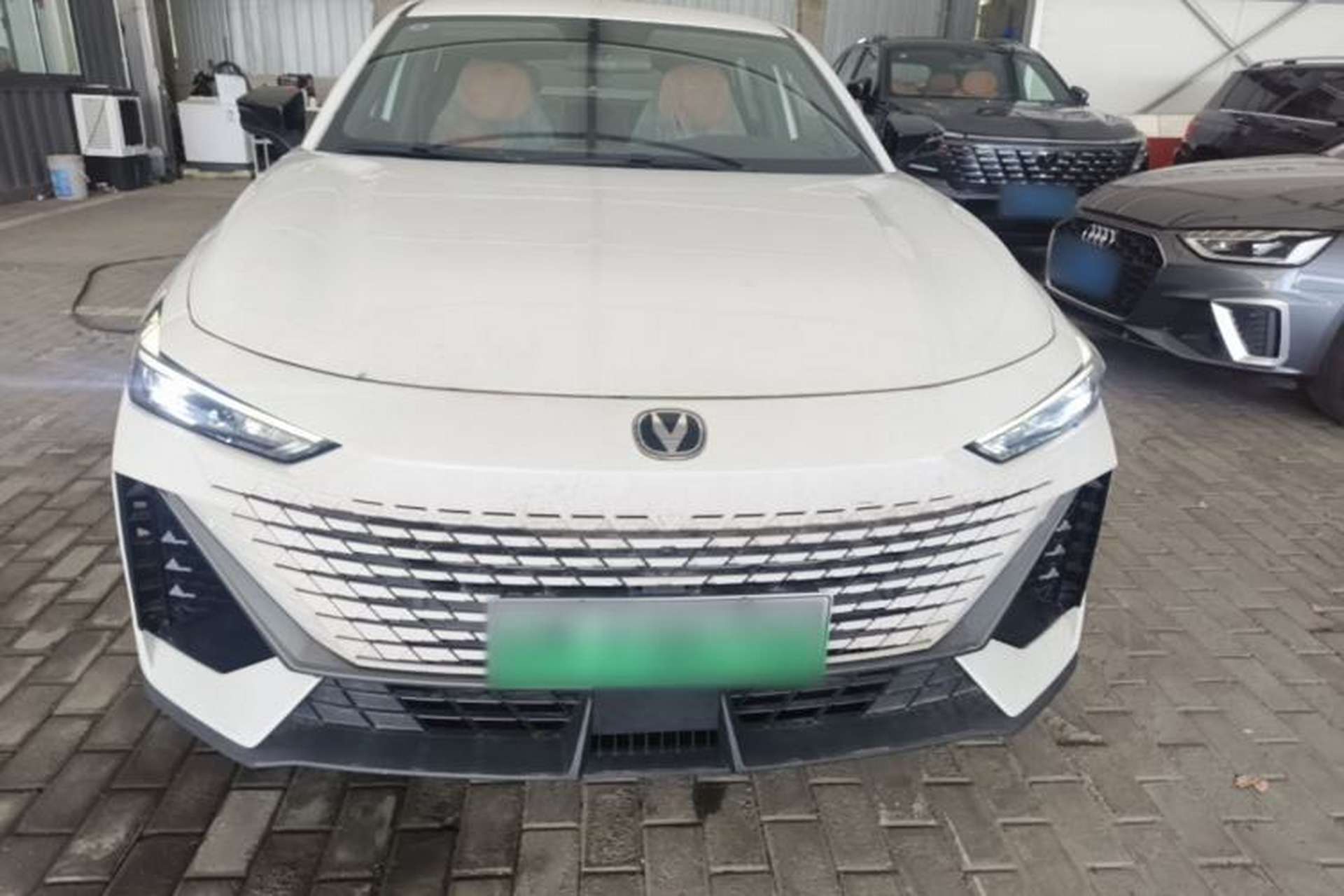 Used CHANGAN UNI-V iDD 2023 Zhidian iDD 1.5T 113km Smart & Fun Version (Rapid Edition) Front