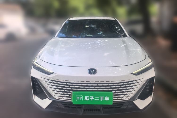 Used CHANGAN UNI-V iDD 2023 ZhiDian iDD 1.5T 113km Smart & Fun Version Front