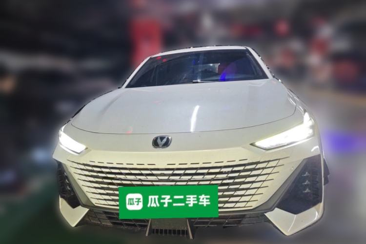 Used CHANGAN UNI-V iDD 2023 Zhidian iDD 1.5T 113km Smart & Fun Version (Rapid Edition) Front