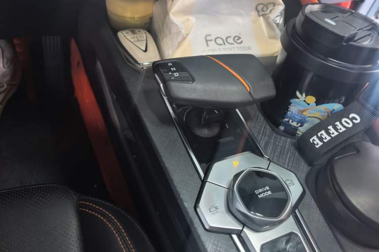 Used CHANGAN UNI-V iDD 2023 Zhidian iDD 1.5T 113km Smart & Fun Version (Rapid Edition) Gear Lever
