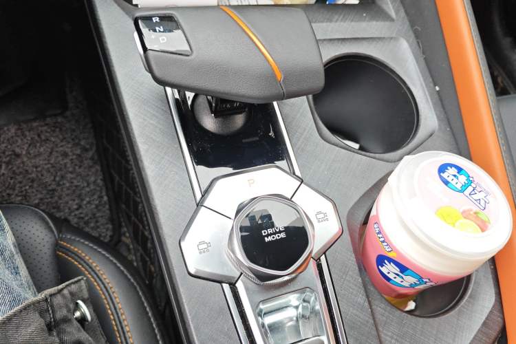 Used CHANGAN UNI-V iDD 2023 ZhiDian iDD 1.5T 113km Smart & Fun Version Gear Lever