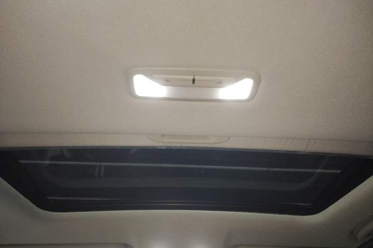 Used CHANGAN UNI-V iDD 2023 ZhiDian iDD 1.5T 113km Smart & Fun Version Headliner