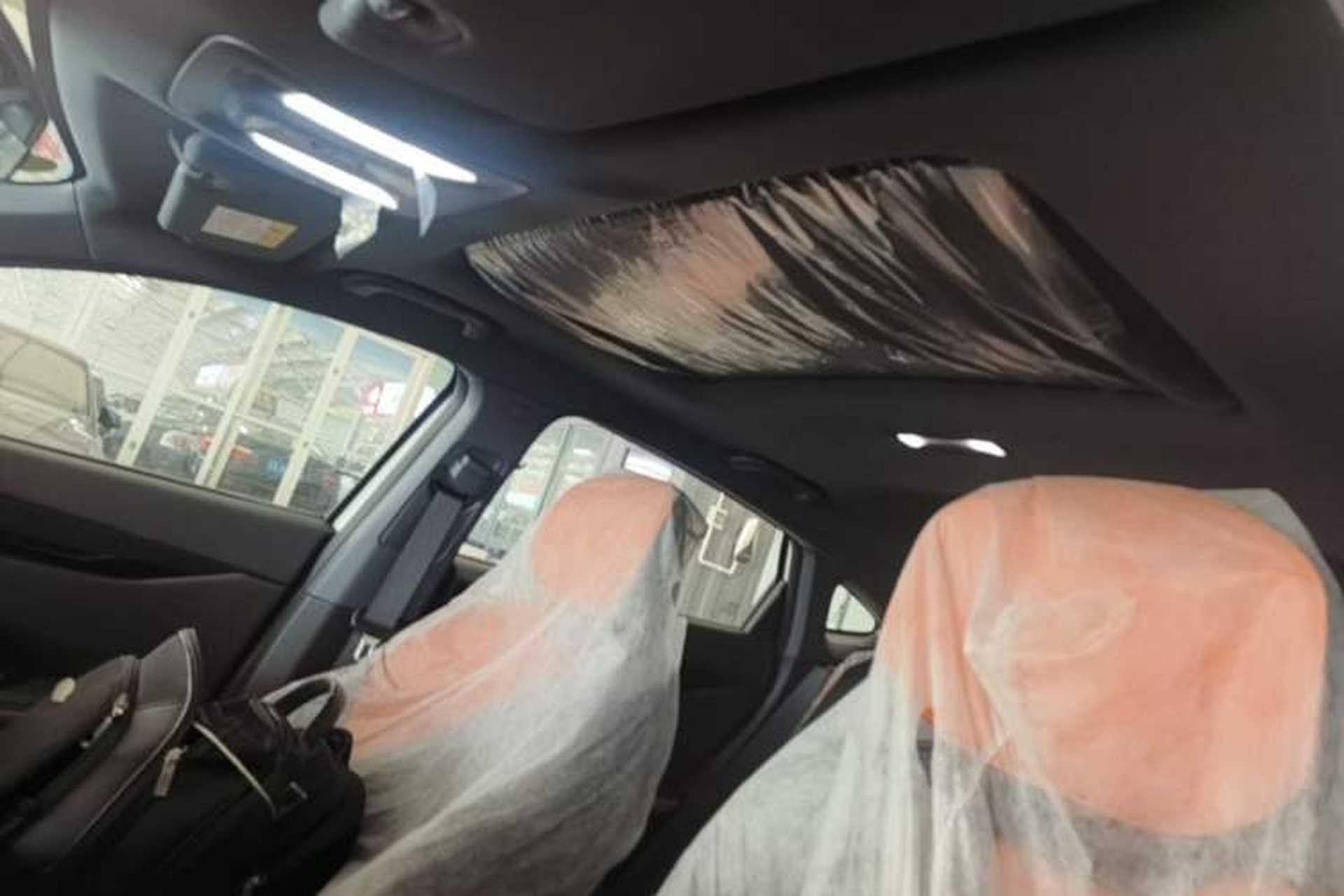 Used CHANGAN UNI-V iDD 2023 Zhidian iDD 1.5T 113km Smart & Fun Version (Rapid Edition) Headliner