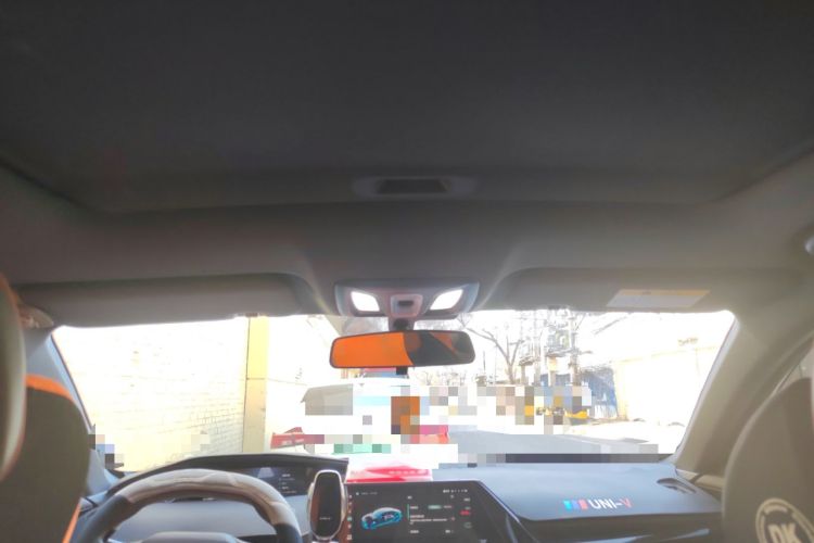 Used CHANGAN UNI-V iDD 2023 ZhiDian iDD 1.5T 113km Smart & Fun Version Headliner