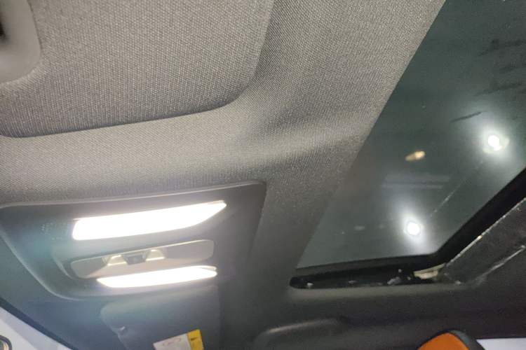 Used CHANGAN UNI-V iDD 2023 Zhidian iDD 1.5T 113km Smart & Fun Version (Rapid Edition) Headliner