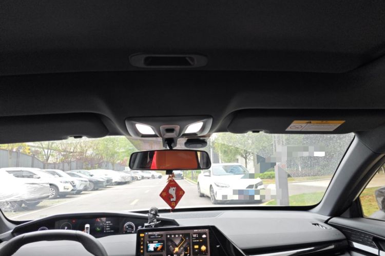 Used CHANGAN UNI-V iDD 2023 ZhiDian iDD 1.5T 113km Smart & Fun Version Headliner