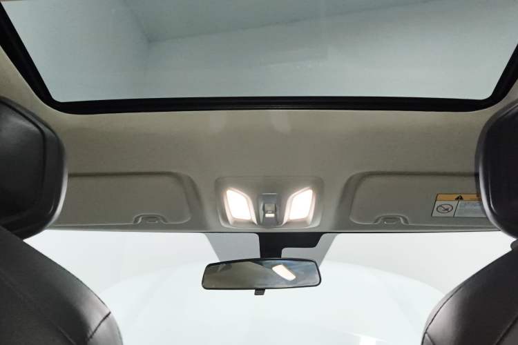 Used CHANGAN UNI-V iDD 2023 ZhiDian iDD 1.5T 113km Smart & Fun Version Headliner