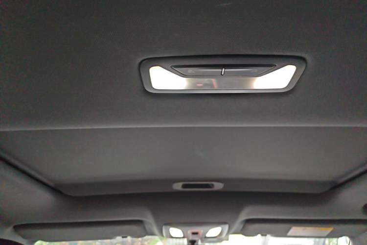 Used CHANGAN UNI-V iDD 2023 Zhidian iDD 1.5T 113km Smart & Fun Version (Rapid Edition) Headliner