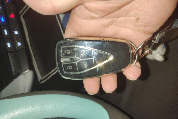 Used CHANGAN UNI-V iDD 2023 ZhiDian iDD 1.5T 113km Smart & Fun Version Interior 1
