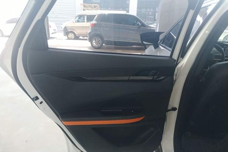 Used CHANGAN UNI-V iDD 2023 ZhiDian iDD 1.5T 113km ZhiKu Model Left Rear Door Interior
