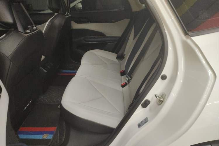 Used CHANGAN UNI-V iDD 2023 ZhiDian iDD 1.5T 113km Smart & Fun Version Left Rear Seat