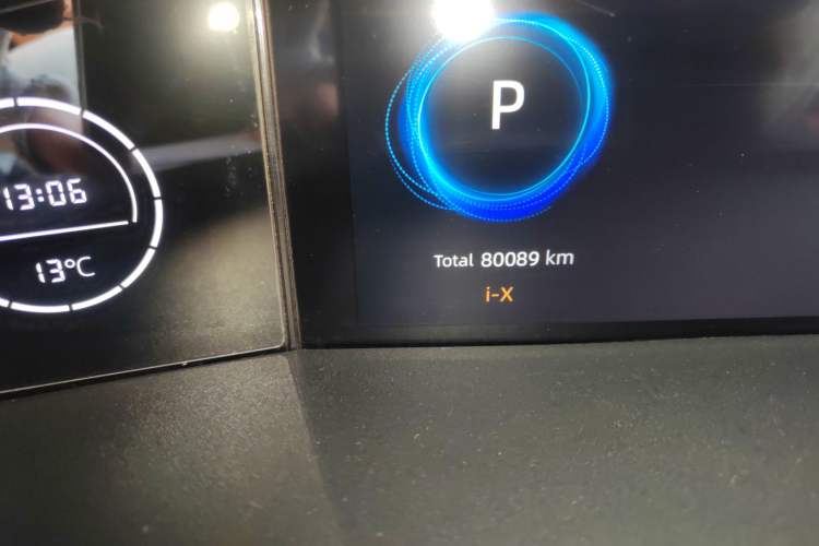 Used CHANGAN UNI-V iDD 2023 ZhiDian iDD 1.5T 113km Smart & Fun Version Odometer Close Up