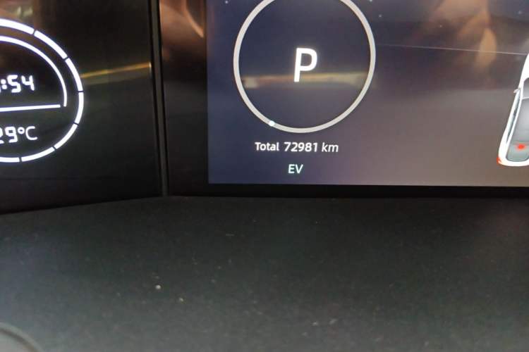 Used CHANGAN UNI-V iDD 2023 Zhidian iDD 1.5T 113km Smart & Fun Version (Rapid Edition) Odometer Close Up