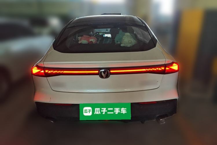 Used CHANGAN UNI-V iDD 2023 Zhidian iDD 1.5T 113km Smart & Fun Version (Rapid Edition) Rear