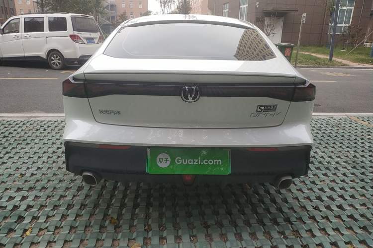 Used CHANGAN UNI-V iDD 2023 ZhiDian iDD 1.5T 113km ZhiKu Model Rear
