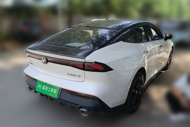 Used CHANGAN UNI-V iDD 2023 Zhidian iDD 1.5T 113km Smart & Fun Version (Rapid Edition) Rear Right 45 Deg