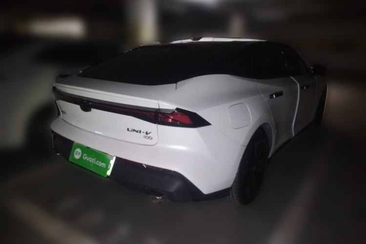 Used CHANGAN UNI-V iDD 2023 ZhiDian iDD 1.5T 113km ZhiKu Model Rear Right 45 Deg