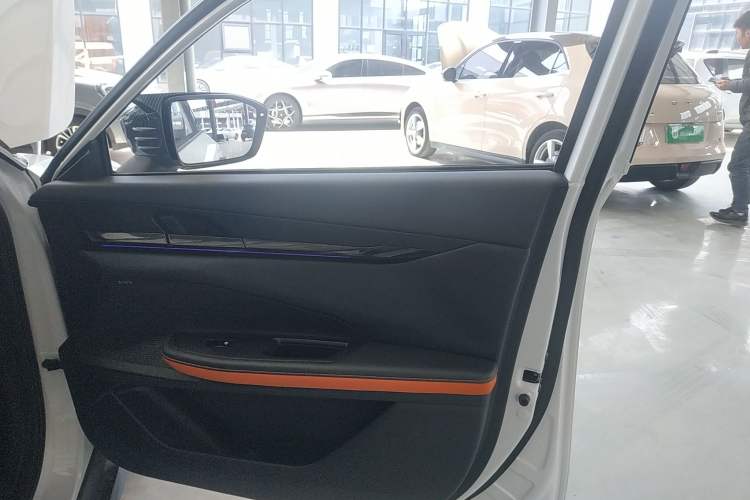 Used CHANGAN UNI-V iDD 2023 ZhiDian iDD 1.5T 113km ZhiKu Model Right Front Door Interior