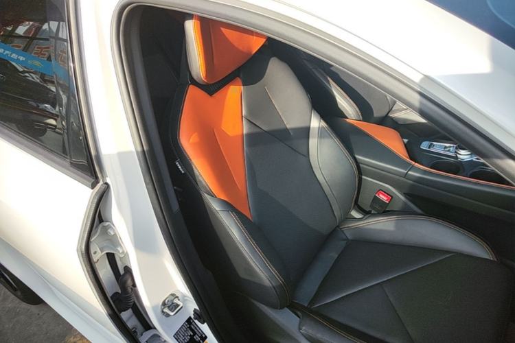 Used CHANGAN UNI-V iDD 2023 ZhiDian iDD 1.5T 113km Smart & Fun Version Right Front Seat