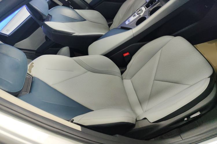 Used CHANGAN UNI-V iDD 2023 ZhiDian iDD 1.5T 113km Smart & Fun Version Right Front Seat