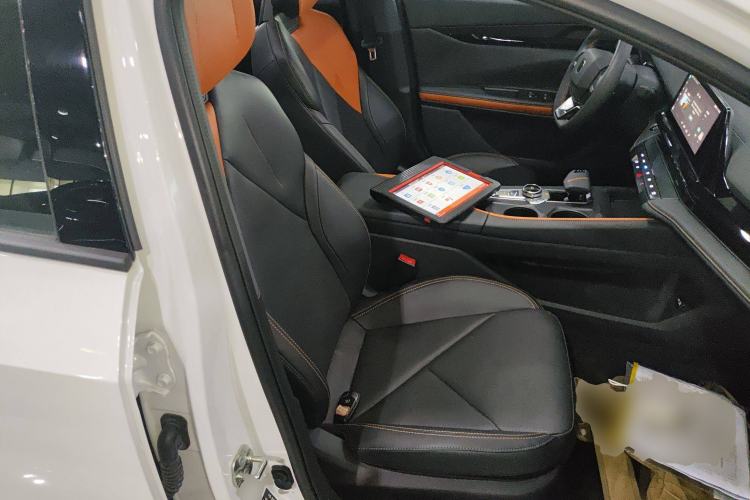 Used CHANGAN UNI-V iDD 2023 Zhidian iDD 1.5T 113km Smart & Fun Version (Rapid Edition) Right Front Seat