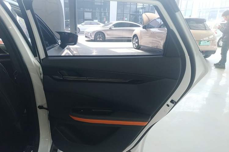 Used CHANGAN UNI-V iDD 2023 ZhiDian iDD 1.5T 113km ZhiKu Model Right Rear Door Interior