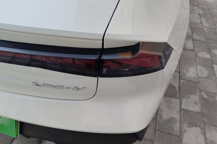 Used CHANGAN UNI-V iDD 2023 Zhidian iDD 1.5T 113km Smart & Fun Version (Rapid Edition) Right Rear Taillight
