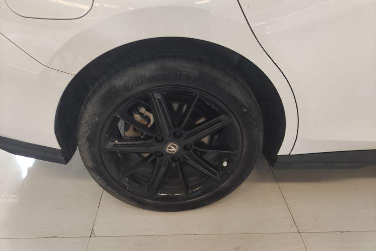 Used CHANGAN UNI-V iDD 2023 ZhiDian iDD 1.5T 113km Smart & Fun Version Right Rear Wheel Hub