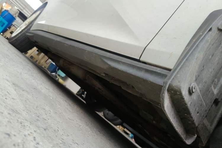 Used CHANGAN UNI-V iDD 2023 ZhiDian iDD 1.5T 113km Smart & Fun Version Right Side Sill