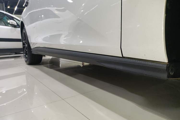 Used CHANGAN UNI-V iDD 2023 Zhidian iDD 1.5T 113km Smart & Fun Version (Rapid Edition) Right Side Sill