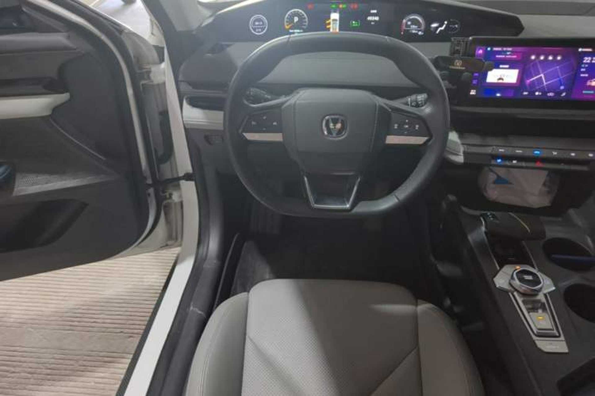 Used CHANGAN UNI-V iDD 2023 ZhiDian iDD 1.5T 113km Smart & Fun Version Steering Wheel
