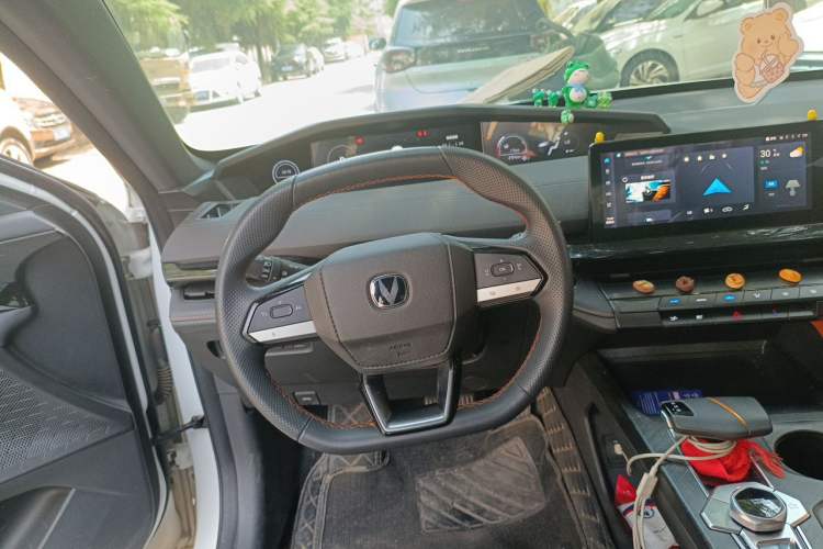 Used CHANGAN UNI-V iDD 2023 Zhidian iDD 1.5T 113km Smart & Fun Version (Rapid Edition) Steering Wheel