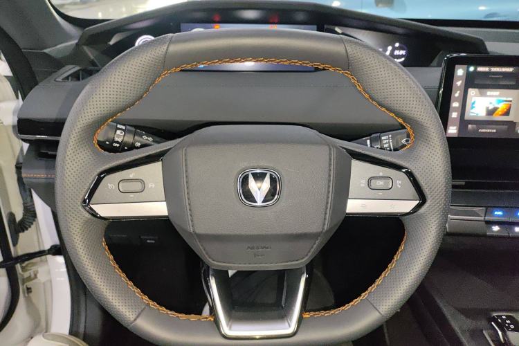 Used CHANGAN UNI-V iDD 2023 Zhidian iDD 1.5T 113km Smart & Fun Version (Rapid Edition) Steering Wheel