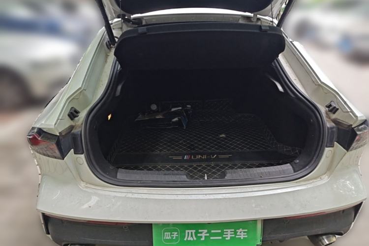 Used CHANGAN UNI-V iDD 2023 Zhidian iDD 1.5T 113km Smart & Fun Version (Rapid Edition) Trunk