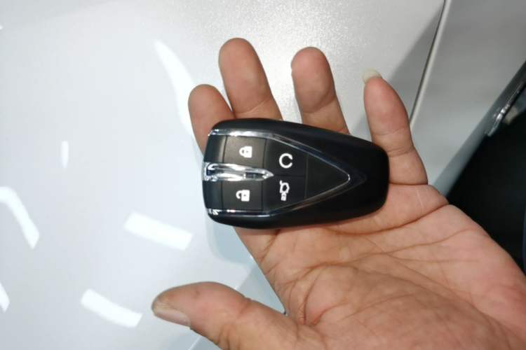 Used CHANGAN UNI-V iDD 2023 ZhiDian iDD 1.5T 113km Smart & Fun Version Vehicle Key