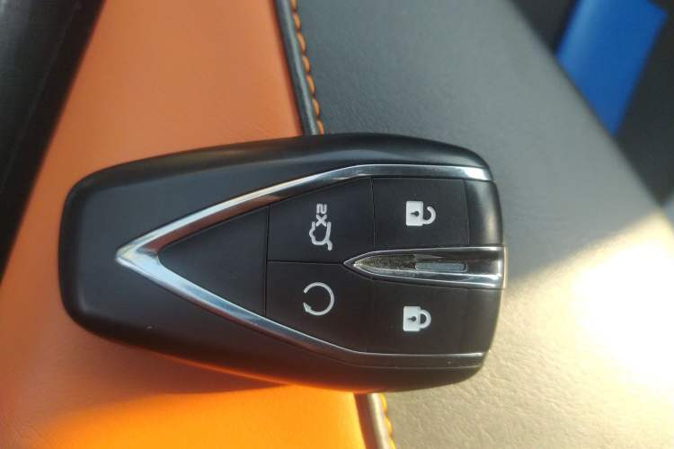 Used CHANGAN UNI-V iDD 2023 ZhiDian iDD 1.5T 113km Smart & Fun Version Vehicle Key