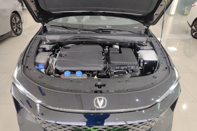 Used CHANGAN UNI-V iDD 2024 Blue Whale Smart Electric iDD 136km Luxury Model Engine Bay