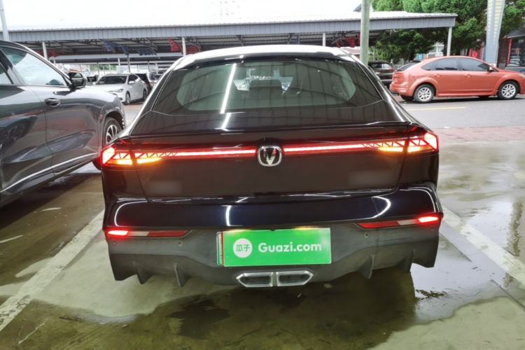 Used CHANGAN UNI-V iDD 2024 Blue Whale Smart Electric iDD 136km Luxury Model Rear