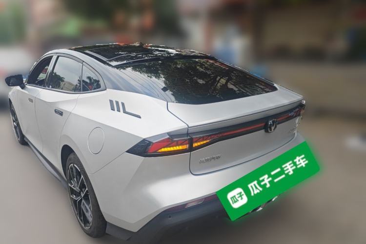 Used CHANGAN UNI-V iDD 2024 Blue Whale Smart Electric iDD 136km Luxury Model Rear Left 45 Deg