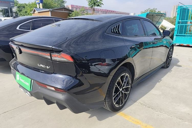 Used CHANGAN UNI-V iDD 2024 Blue Whale Smart Electric iDD 136km Luxury Model Rear Right 45 Deg