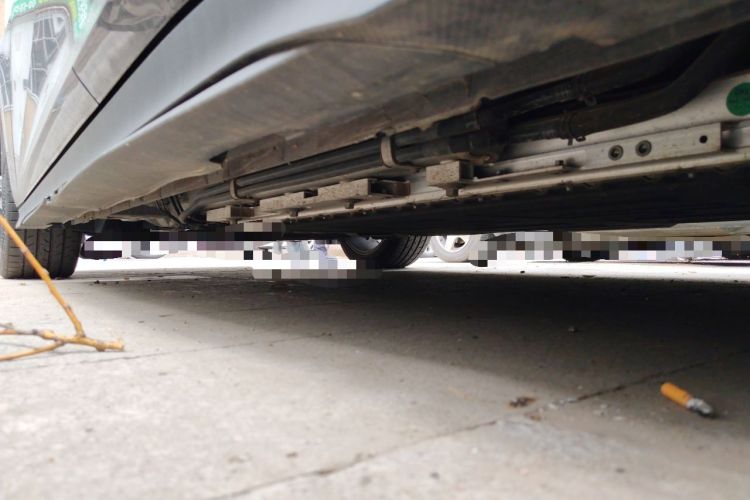 Used CHANGAN UNI-V iDD 2024 Blue Whale Smart Electric iDD 136km ZhiKu Model Chassis Rear Left