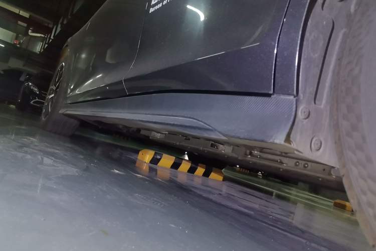Used CHANGAN UNI-V iDD 2024 Blue Whale Smart Electric iDD 136km Luxury Model Chassis Rear Left