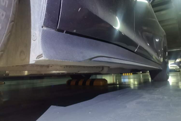 Used CHANGAN UNI-V iDD 2024 Blue Whale Smart Electric iDD 136km Luxury Model Chassis Rear Right