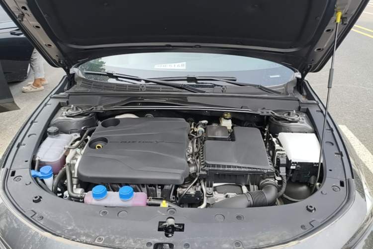 Used CHANGAN UNI-V iDD 2024 Blue Whale Smart Electric iDD 136km ZhiKu Model Engine Bay