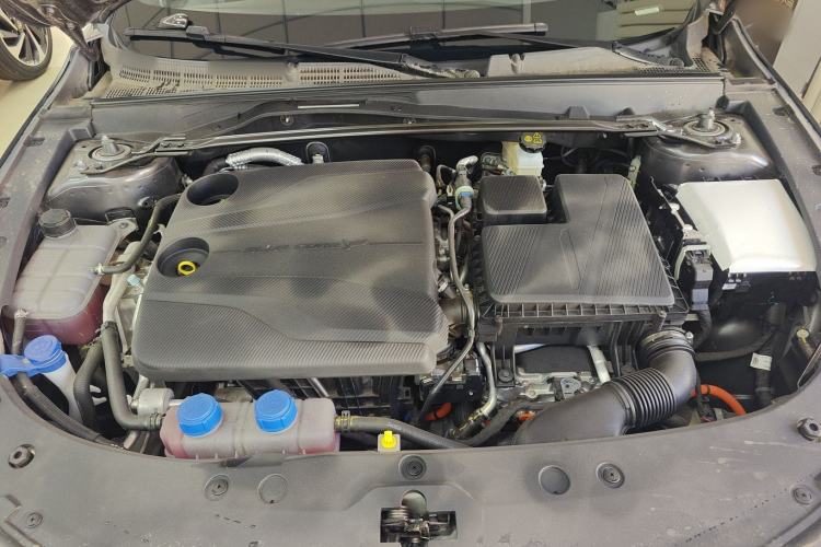 Used CHANGAN UNI-V iDD 2024 Blue Whale Smart Electric iDD 136km ZhiKu Model Engine Bay