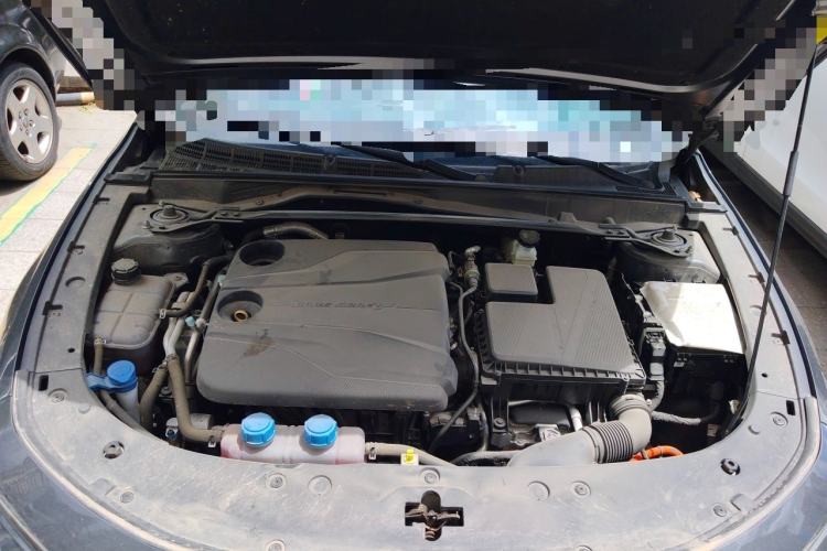 Used CHANGAN UNI-V iDD 2024 Blue Whale Smart Electric iDD 136km ZhiKu Model Engine Bay