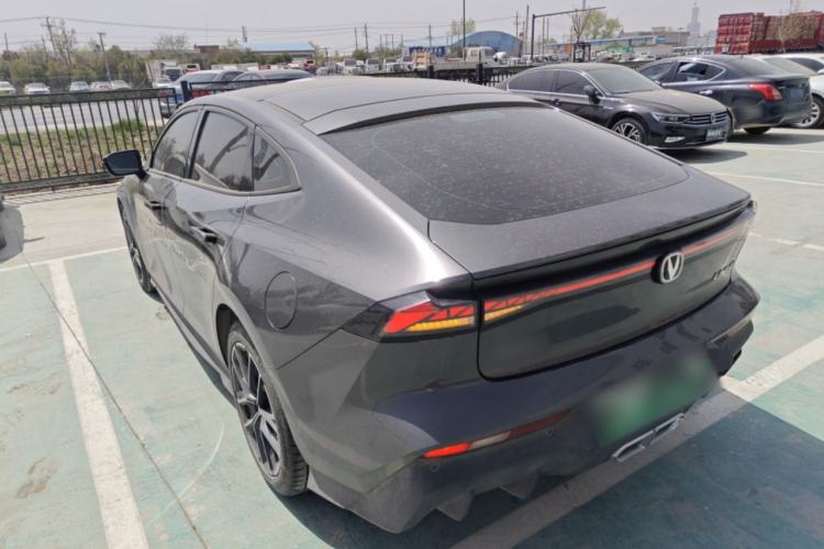 Used CHANGAN UNI-V iDD 2024 Blue Whale Smart Electric iDD 136km Luxury Model Exterior 2