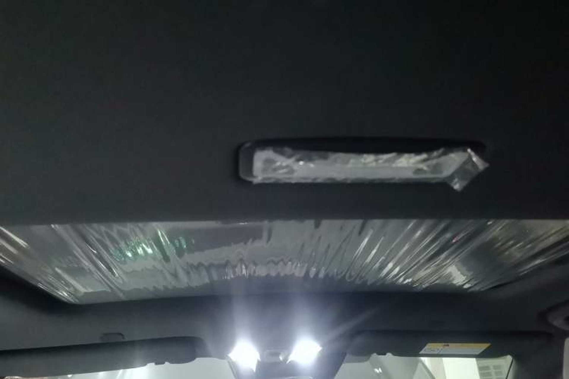 Used CHANGAN UNI-V iDD 2024 Blue Whale Smart Electric iDD 136km ZhiKu Model Headliner